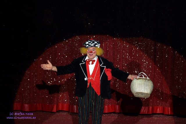 0011Heilbronner Weihnachtscircus2012(c)Stefan Nolte-www.circusphotos.de resized resized